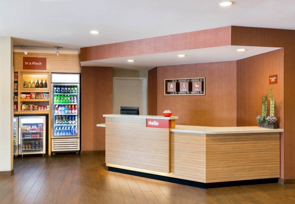 Towneplace Suites By Marriott Kansas City Airport Bagian luar foto