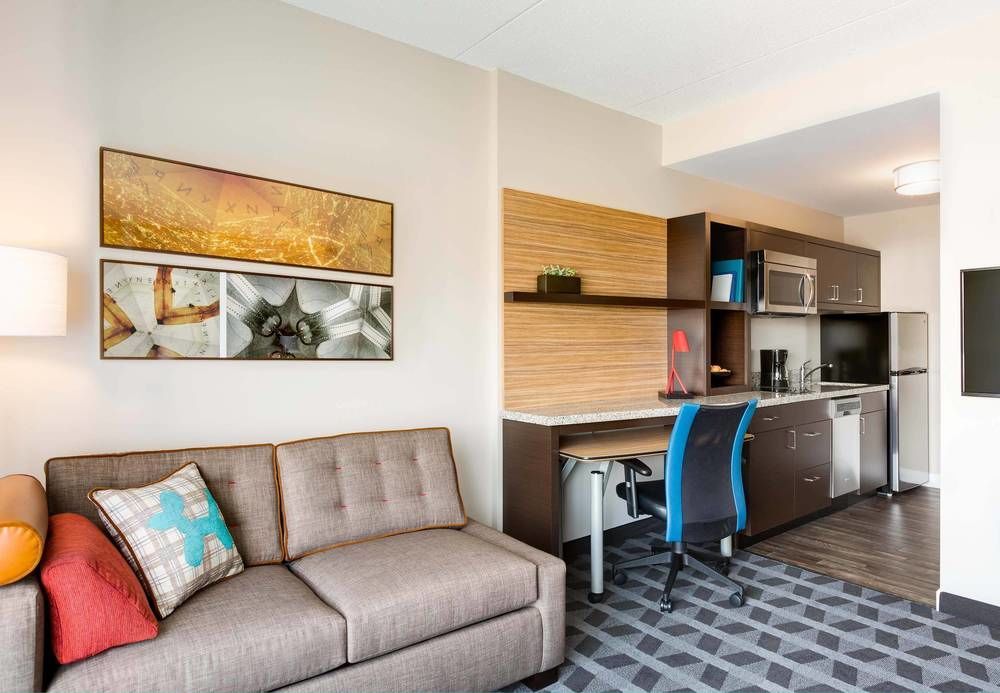 Towneplace Suites By Marriott Kansas City Airport Bagian luar foto